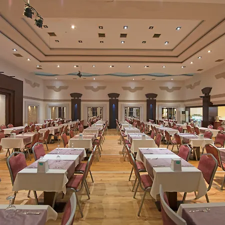 Club Troy & Hotel 2*