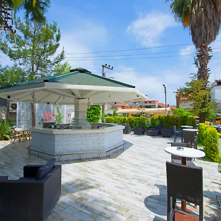 Hotel Club Troy & 2*