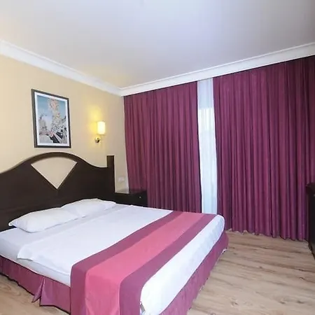 Club Troy & Hotel